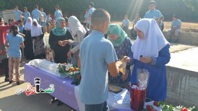 فيديو: مدرسة جنة ابن رشد تنظم حفل تكريم للطلاب الموهوبين والمتفوقين 